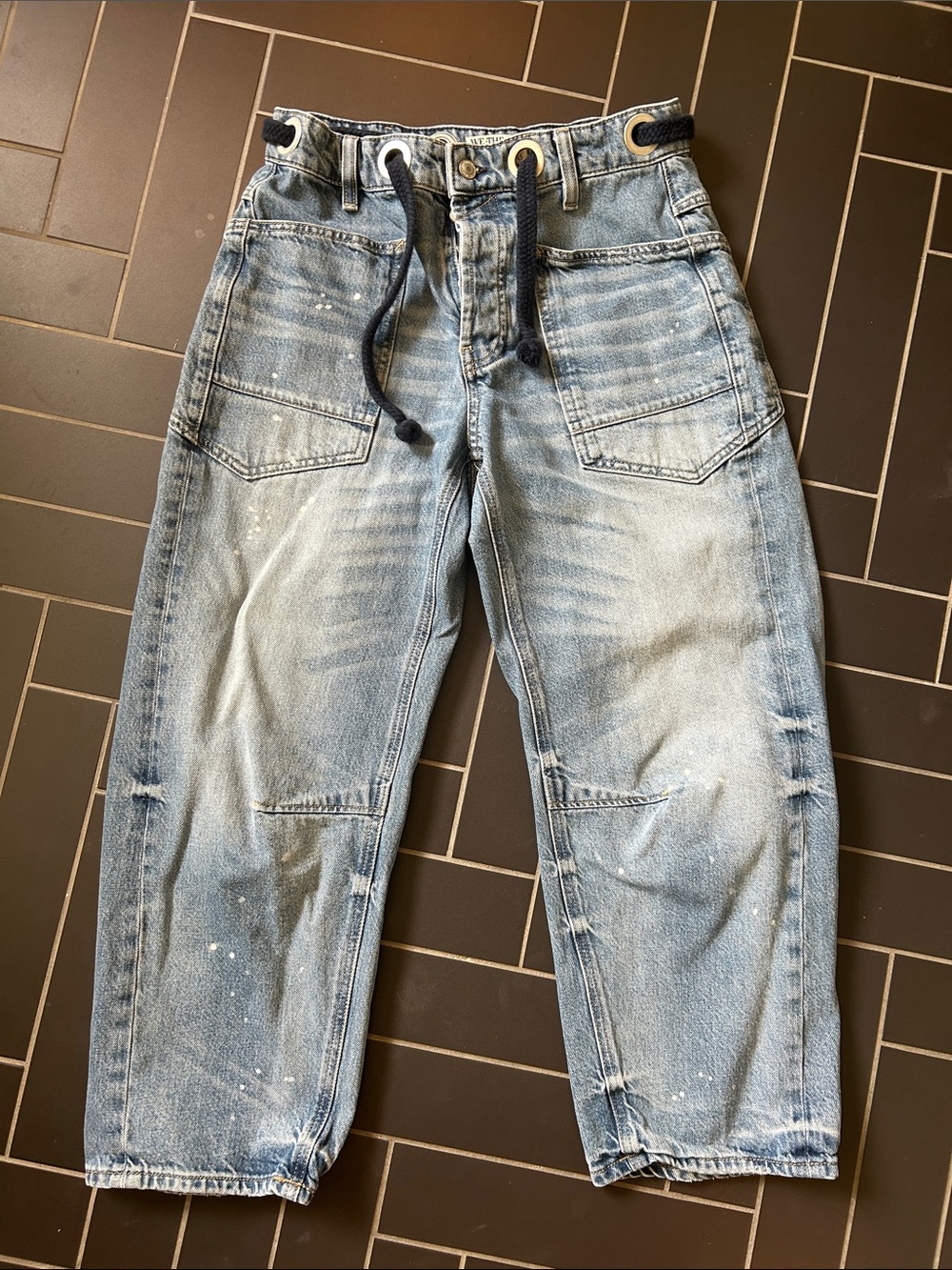 We The Free Moxie Barrel Jeans 25.